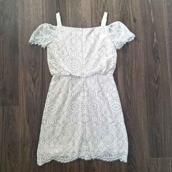 💙 Adrianna Papell Eyelet Lace Open Shoulder Cap Sleeve Lined Dress Size 6 - Picture 10 of 11
